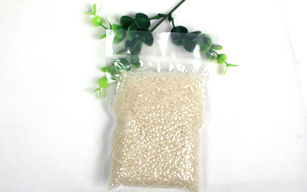 真空包裝袋在生產(chǎn)過程中有為什么會有麻點現(xiàn)象，該怎么解決？